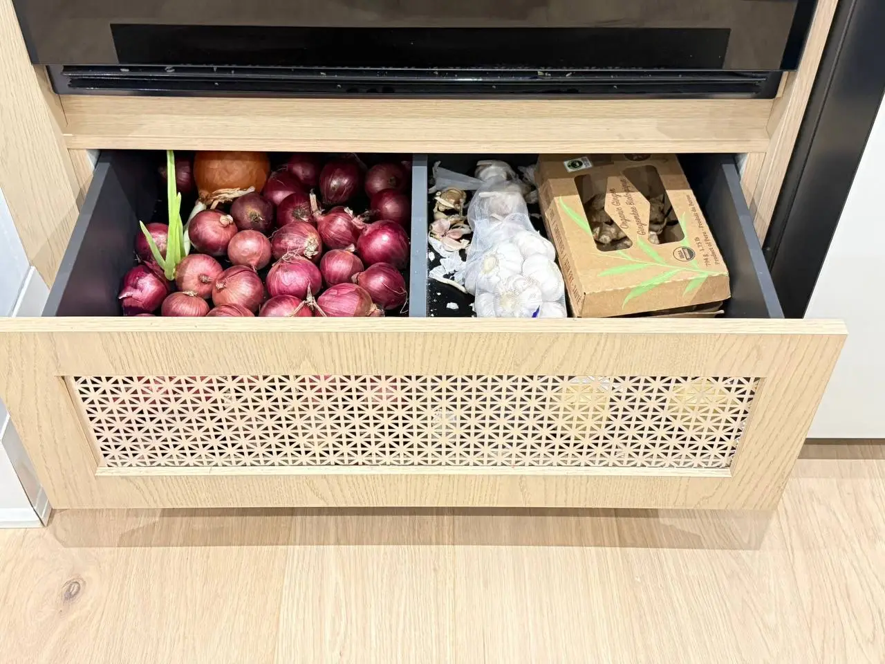 Custom Kitchen Storage Solutions: Smart Ventilated Vegetable Drawer That Keeps Food Fresh