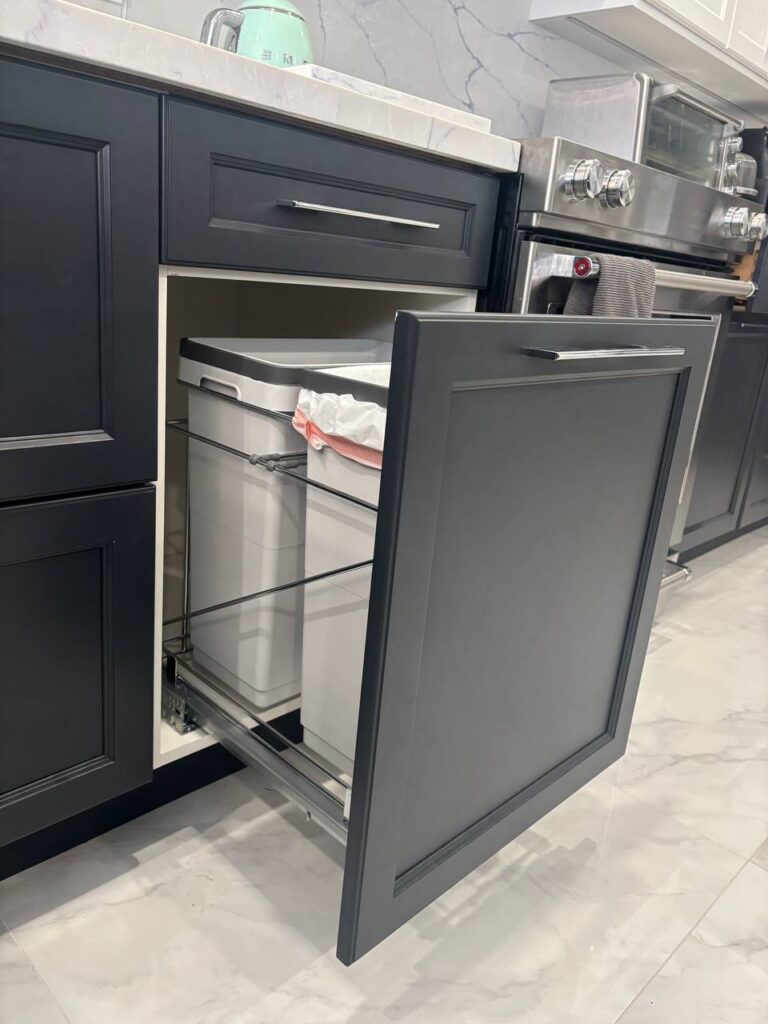 Custom Kitchen Pullout Garbage Bin